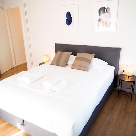 Urban Comfort 2 Bdrm Next To Metro Athene Buitenkant foto