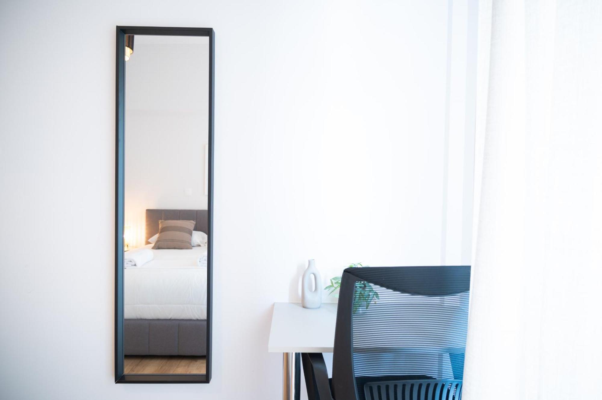 Urban Comfort 2 Bdrm Next To Metro Athene Buitenkant foto